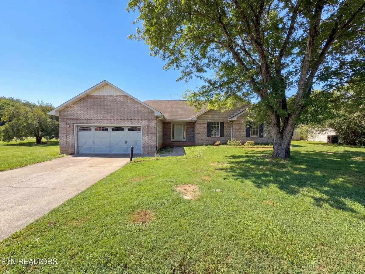 758 Meadow Ridge Rd, Walland, TN 37886 - #1