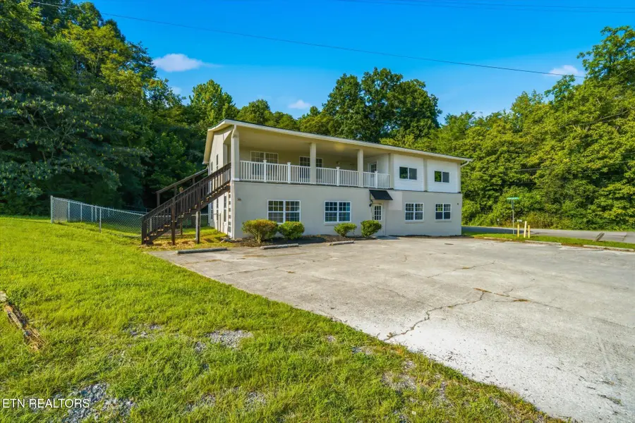 607 Old Tacora Hills Rd, Clinton, TN 37716 - #3