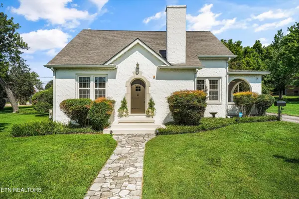 205 Adair Drive, Knoxville, TN 37918
