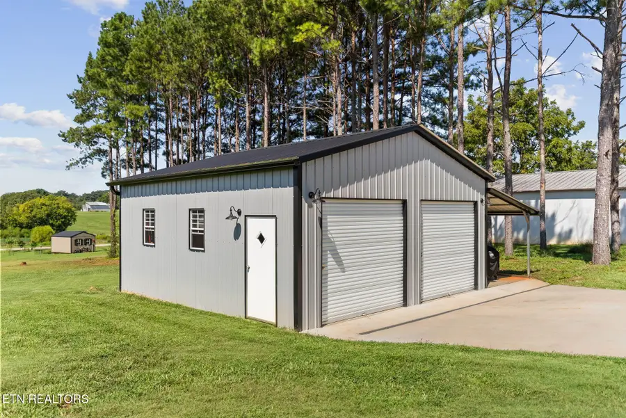 811 Pinebrooke Drive, Maryville, TN 37801 - #3