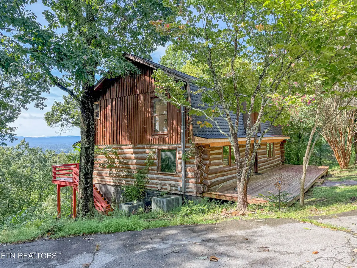 2834 Honeysuckle Tr, Rockford, TN 37853 - #1