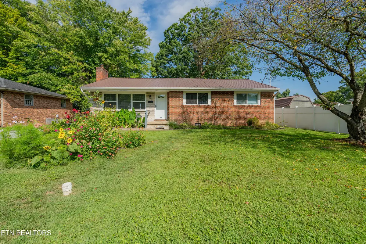 1358 Wooddale Circle, Kingsport, TN 37664 - #1