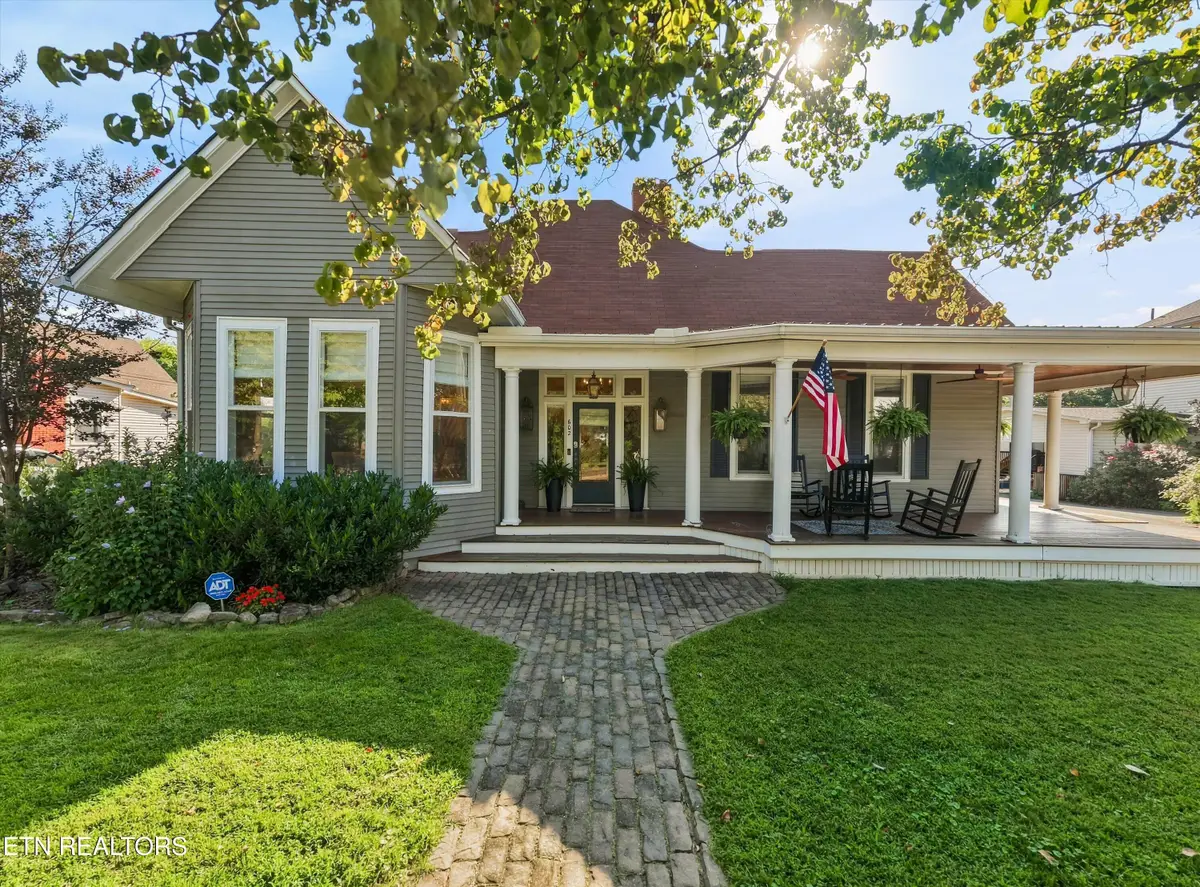 602 Mayes Ave, Sweetwater, TN 37874 - #1