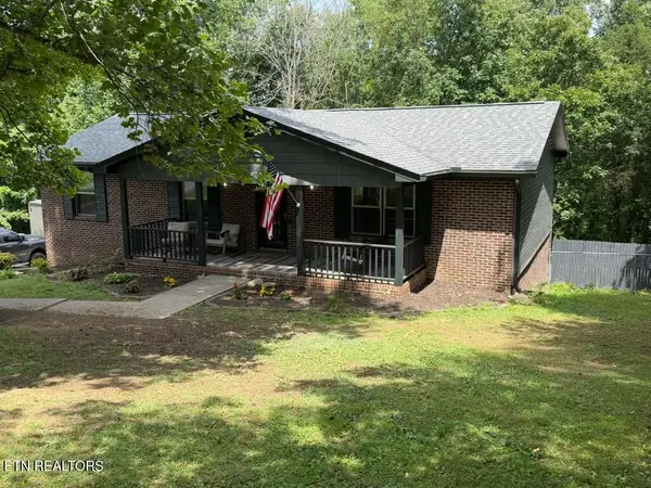 3342 Shagbark Rd, Powell, TN 37849