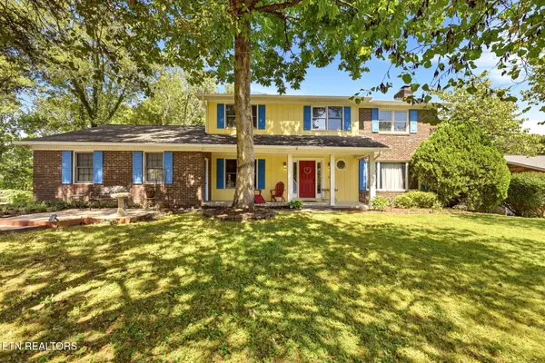 135 Claremont Rd, Oak Ridge, TN 37830