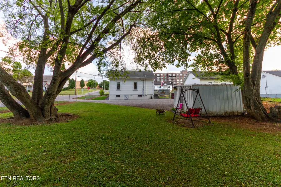 248 Hannum St, Alcoa, TN 37701 - #2