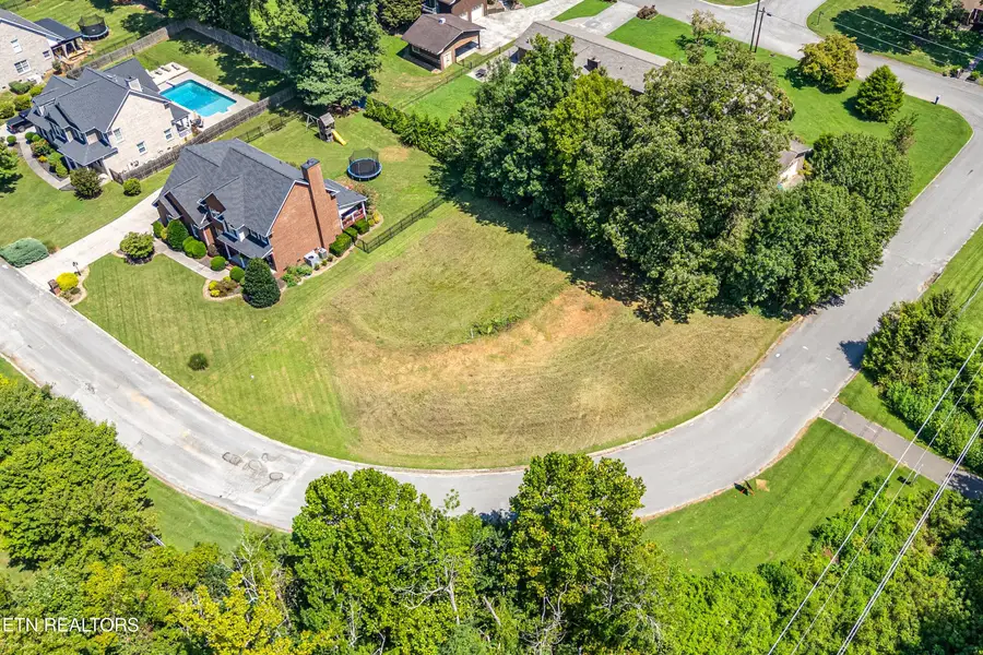 7304 Country Meadow Drive, Knoxville, TN 37918 - #2