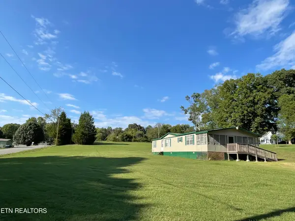 569 Corinth Church Rd, Loudon, TN 37774