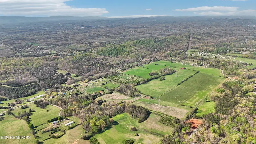 436 Thorngrove Pike, Kodak, TN 37764 - #2