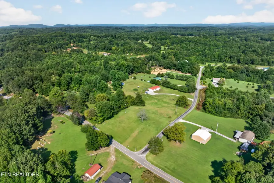 119 New Hope Rd, Hilham, TN 38568 - #3