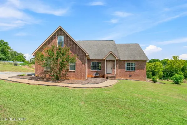 427 Hardin Rd, Kodak, TN 37764