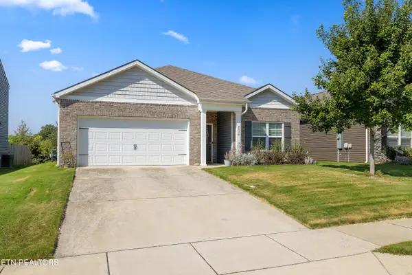 8039 Dennis Fox Lane, Knoxville, TN 37938