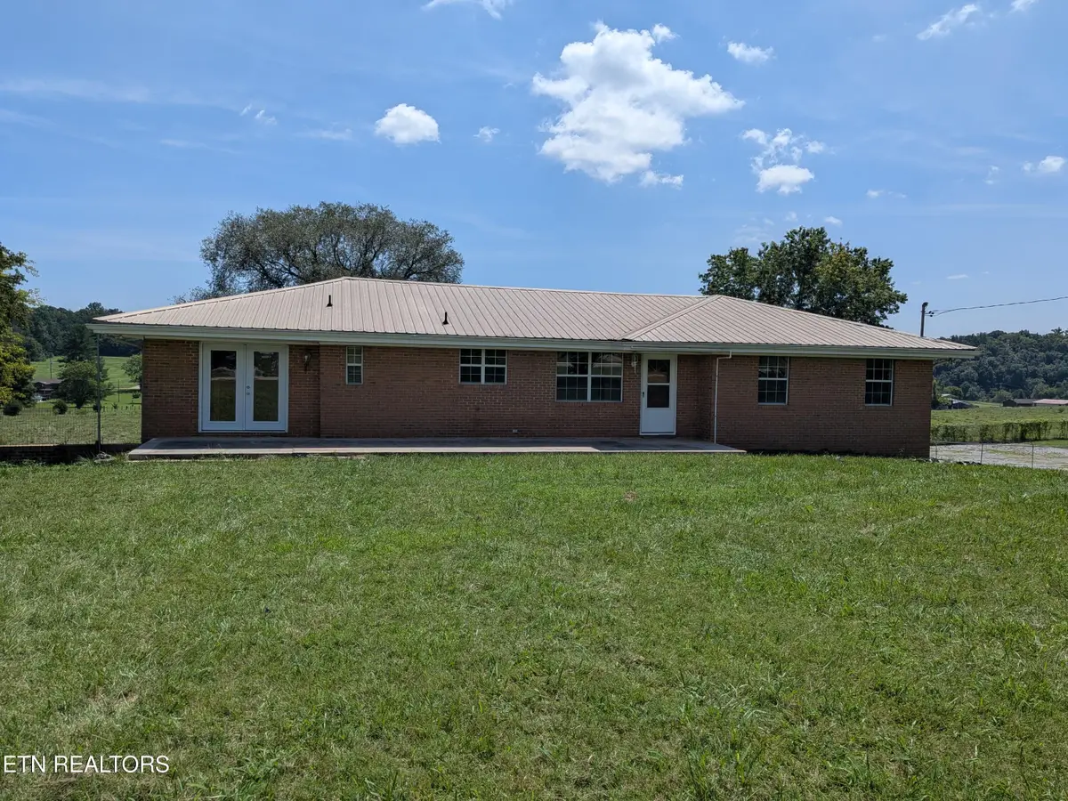 10024 Rutledge Pike, Corryton, TN 37721 - #1