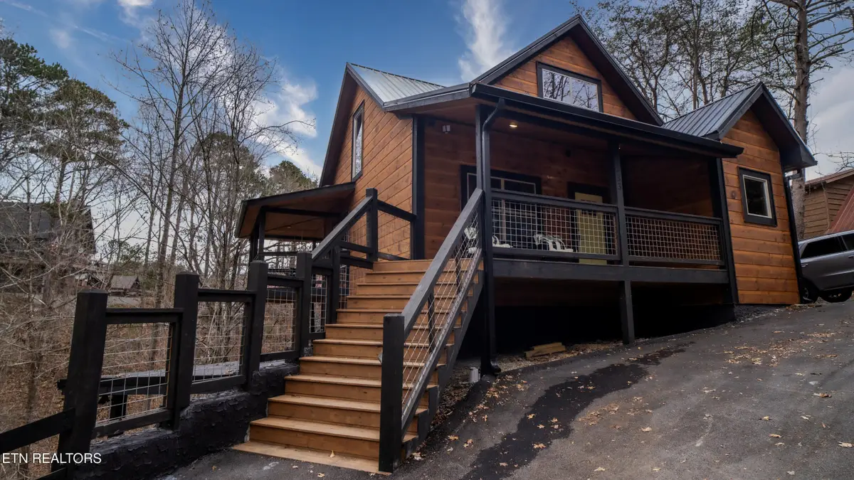 233 Cherokee Path Way, Sevierville, TN 37876 - #1