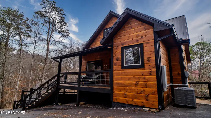 233 Cherokee Path Way, Sevierville, TN 37876 - #2
