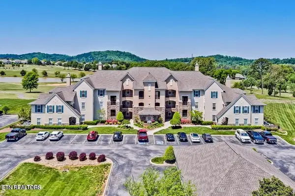 535 Rarity Bay Pkwy #201, Vonore, TN 37885