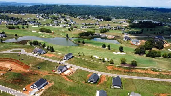783 Black Bear Circle, Loudon, TN 37774