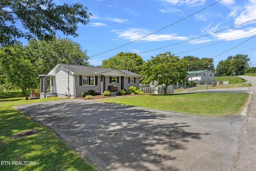 2836 Black Oak Rd, Jefferson City, TN 37760 - #2