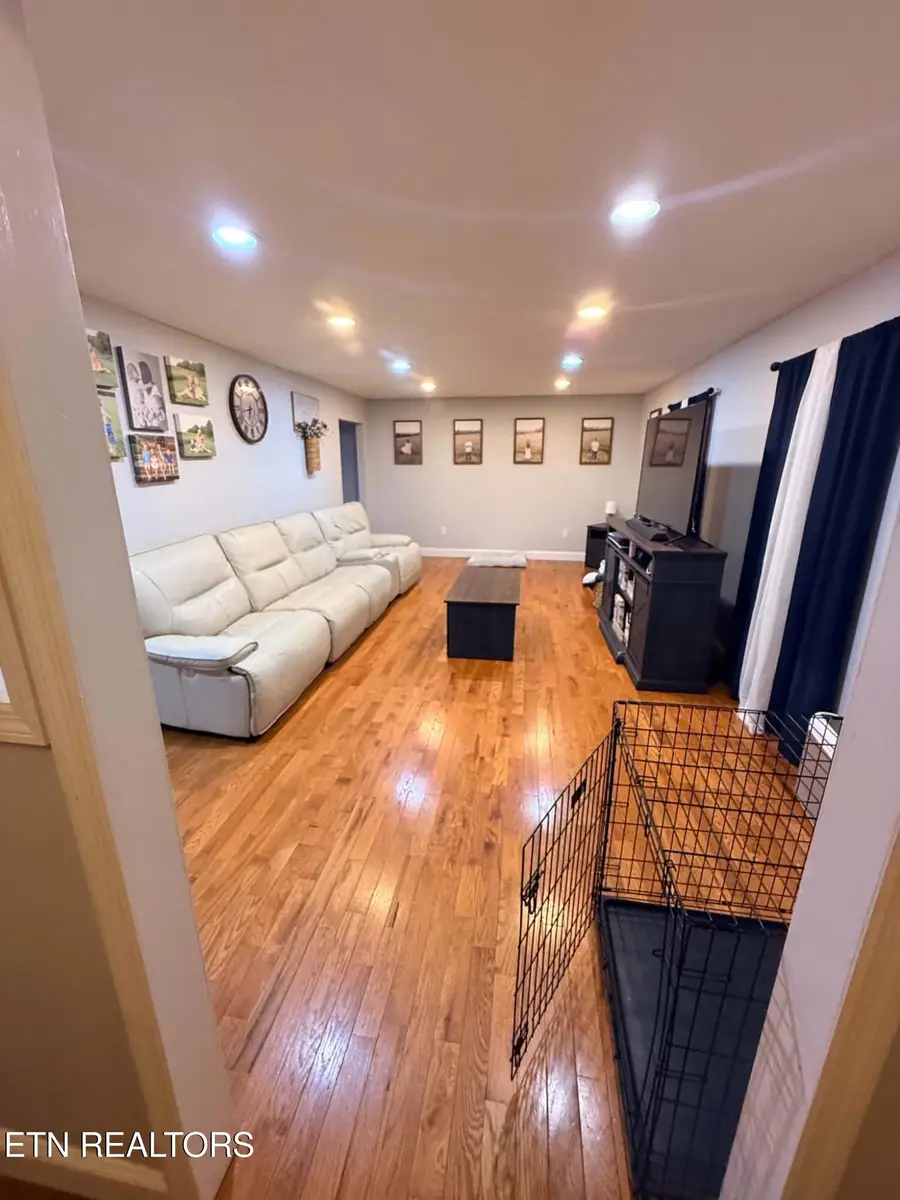 212 Norfolk Circle, Harrogate, TN 37752 - #3