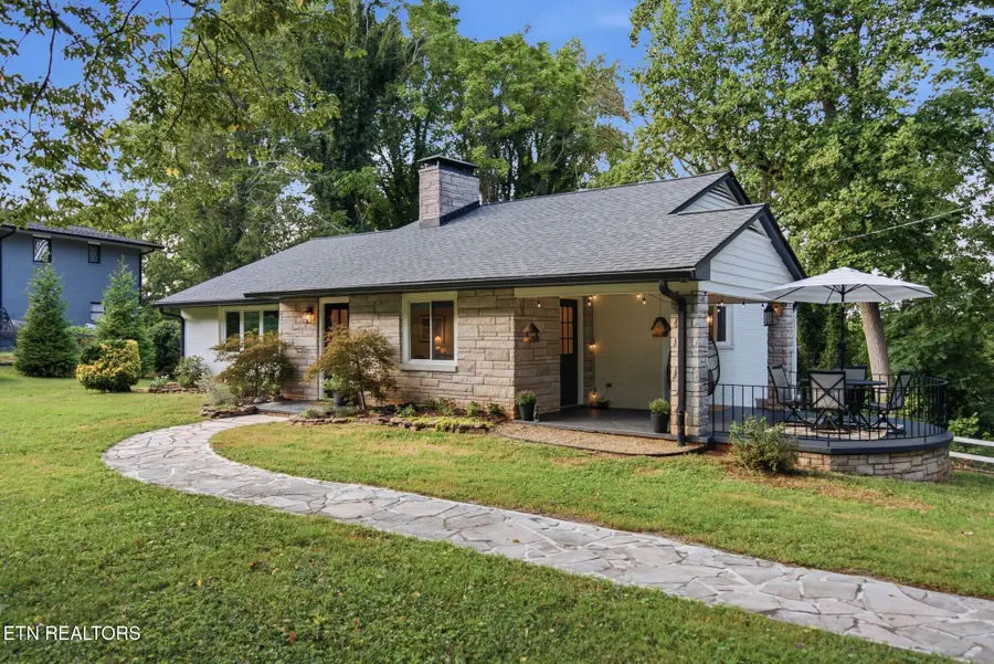 504 Locust Hill Lane, Knoxville, TN 37920 - #3