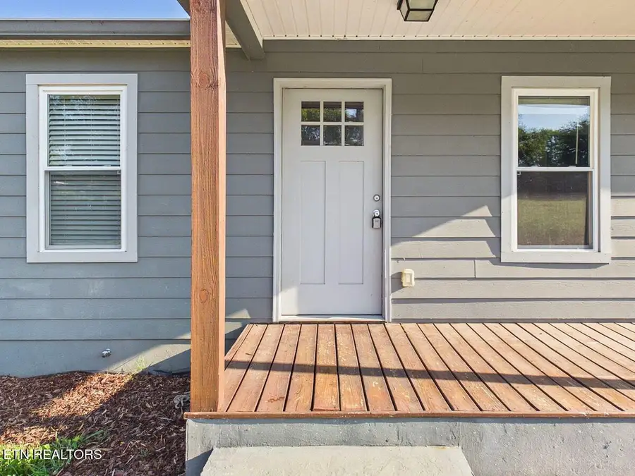 23 E Martin St, Englewood, TN 37329 - #3