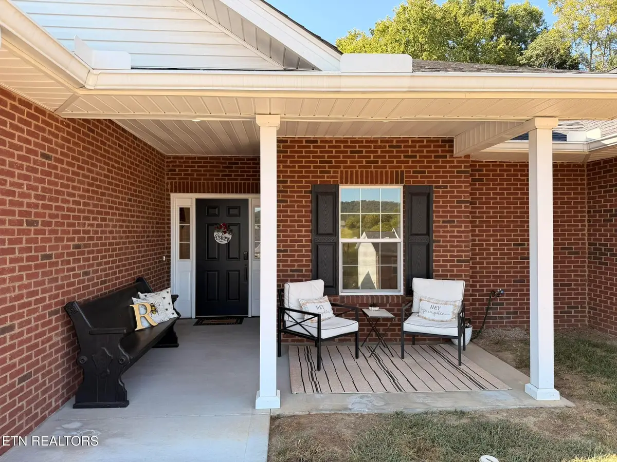 1032 Patriots Landing, Dandridge, TN 37725 - #1