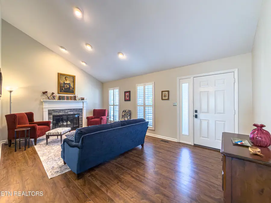 8820 Ryegate Drive, Knoxville, TN 37922 - #3