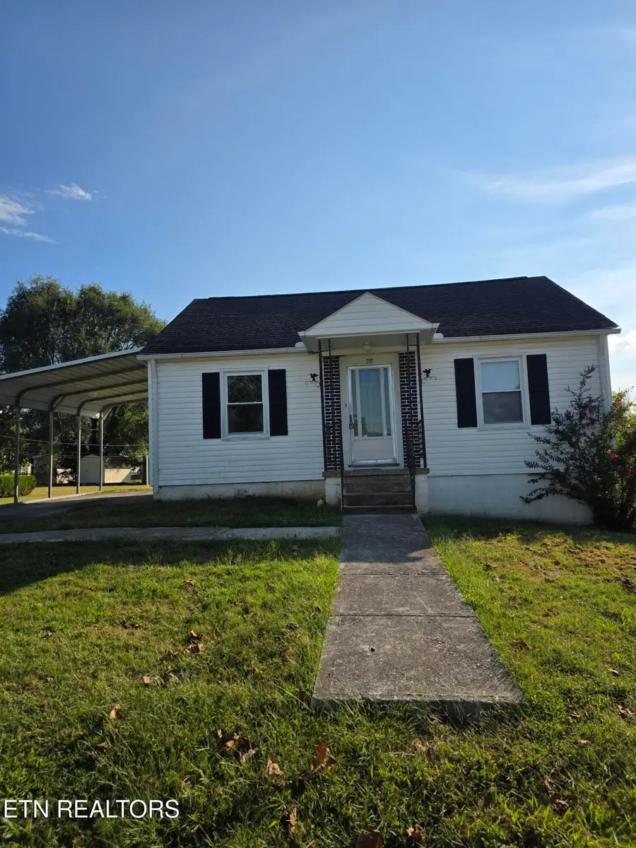 404 E 4th St, Lafollette, TN 37766 - #3