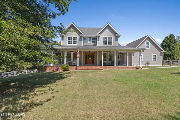 3678 Fox Ridge Rd, Louisville, TN 37777