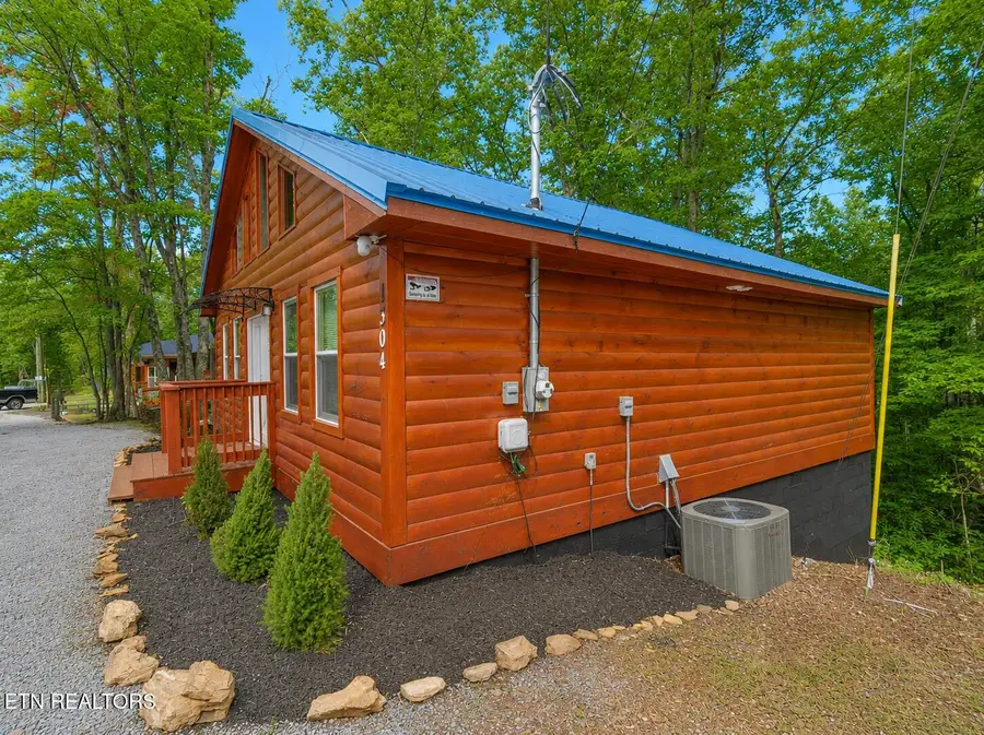 1304 N Oak Court, Sevierville, TN 37876 - #2