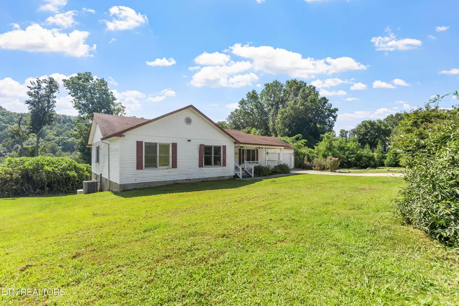 152 Andrews Lane, Caryville, TN 37714 - #2