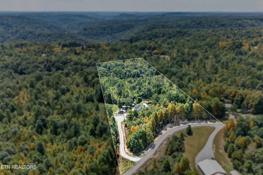 40480 Indian Creek Tr, Crawford, TN 38554 - #2