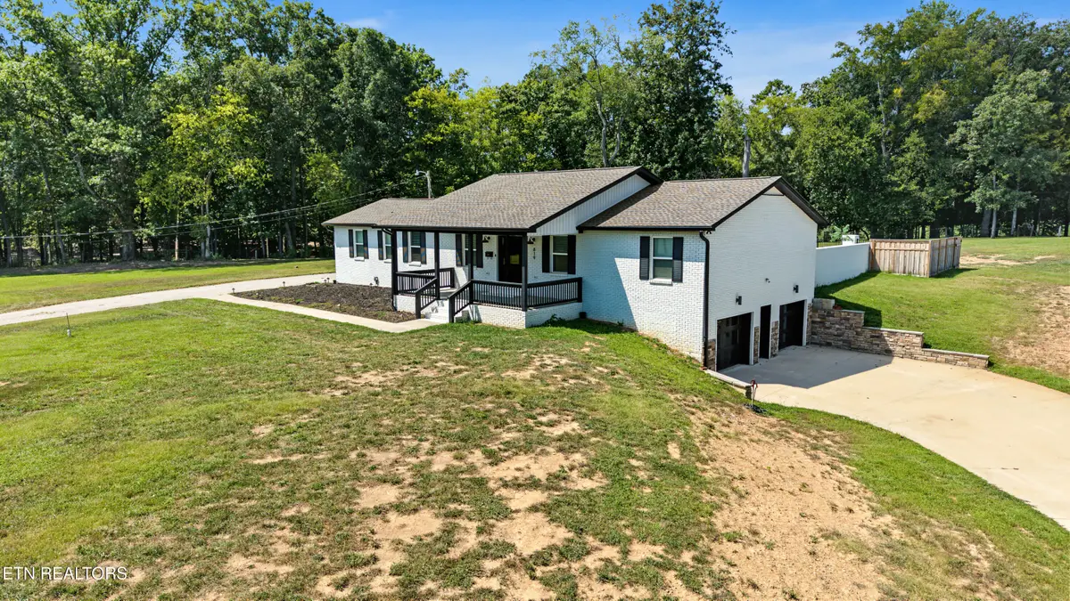 819 Edna Garland Rd, Maryville, TN 37801 - #1