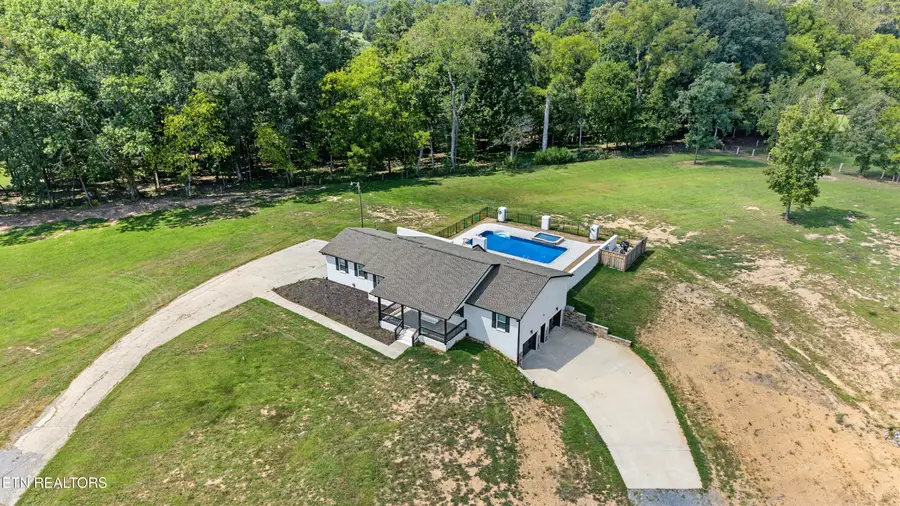 819 Edna Garland Rd, Maryville, TN 37801 - #3