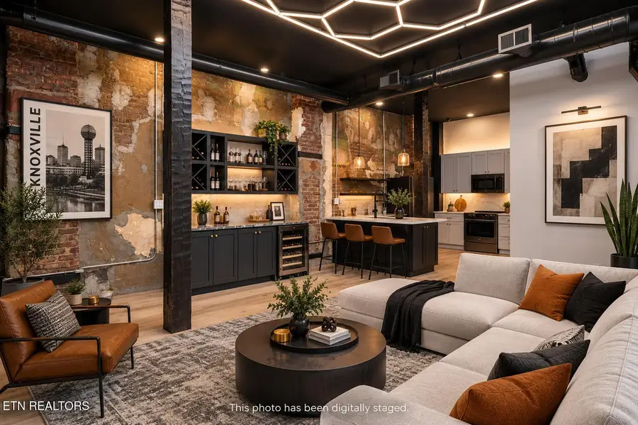 308 Wall Ave #9, Knoxville, TN 37902 - #2