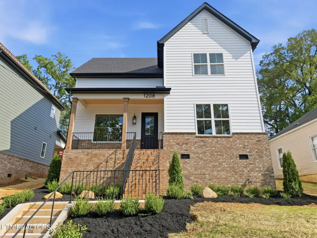 1208 Valley Ave, Knoxville, TN 37920 - #1