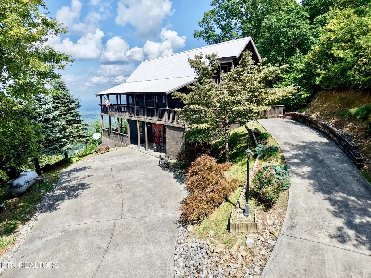 2909 Overholt Tr, Pigeon Forge, TN 37862 - #1