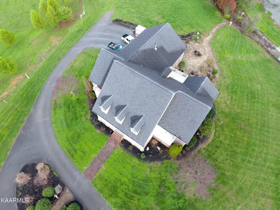3182 Bridgewater Blvd, Morristown, TN 37814 - #2