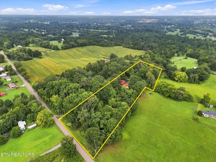 3215 Tuckaleechee Pike, Maryville, TN 37803 - #3