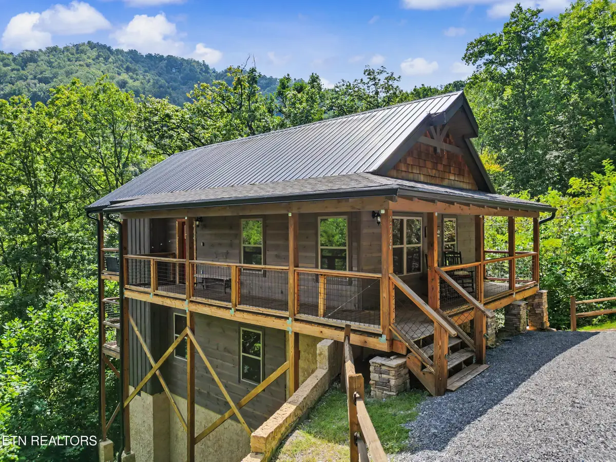 2724 Pine Crest Lane, Sevierville, TN 37862 - #1