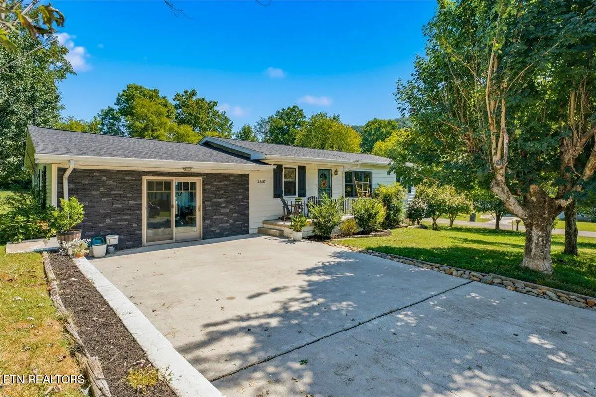 4607 Josephine Rd, Knoxville, TN 37918 - #1