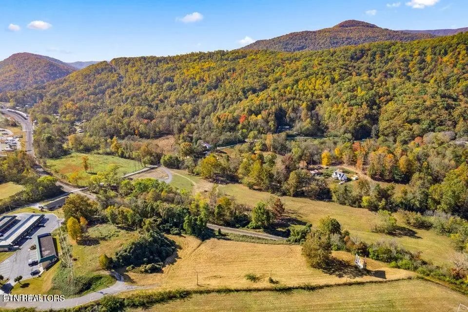 Colonial Lane, Rocky Top, TN 37769 - #1