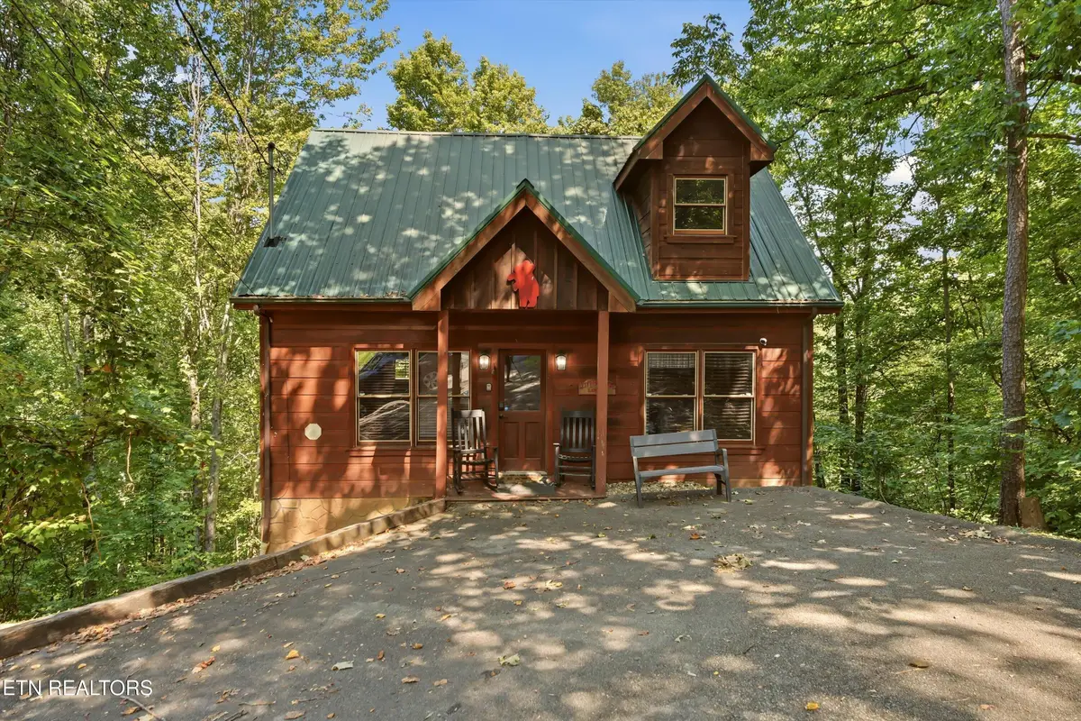 1605 Silver Poplar Lane, Sevierville, TN 37876 - #1