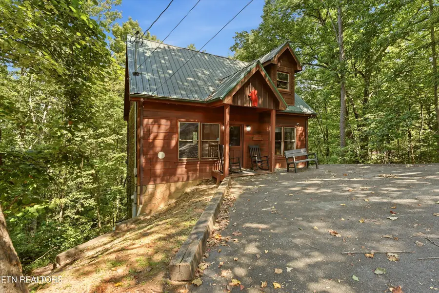 1605 Silver Poplar Lane, Sevierville, TN 37876 - #3