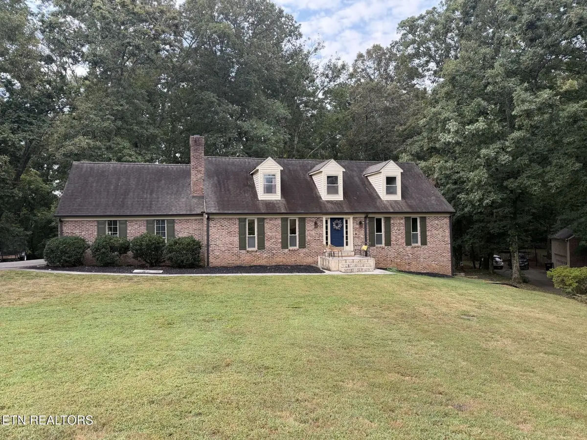 10036 Cheltenham Drive, Knoxville, TN 37922 - #1