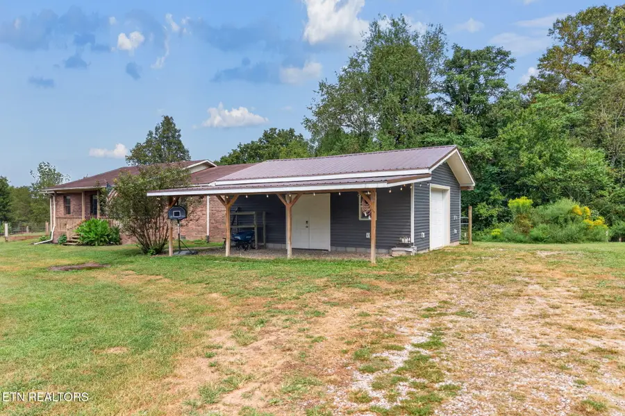 330 Finley Rd, Crossville, TN 38571 - #3