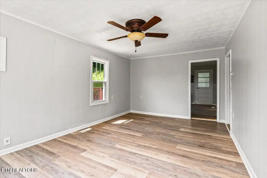 1501 Cherry Bottom Rd, Caryville, TN 37714 - #3