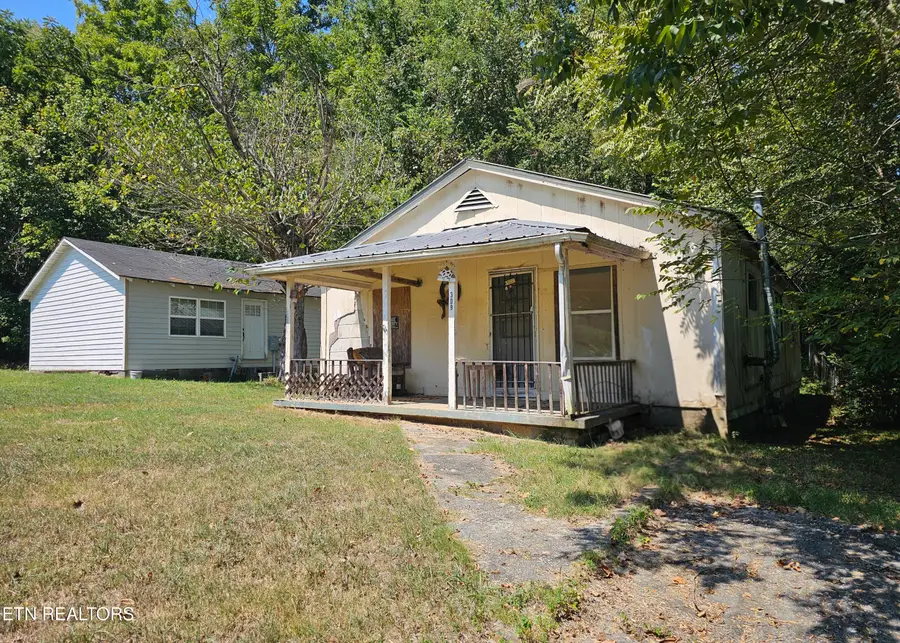 309 King Drive, Harriman, TN 37748 - #2
