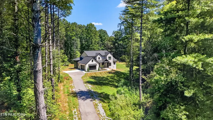2360 W Gallaher Ferry Rd, Knoxville, TN 37932 - #3