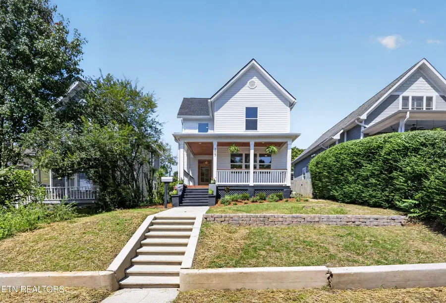 207 E Anderson Ave, Knoxville, TN 37917 - #2